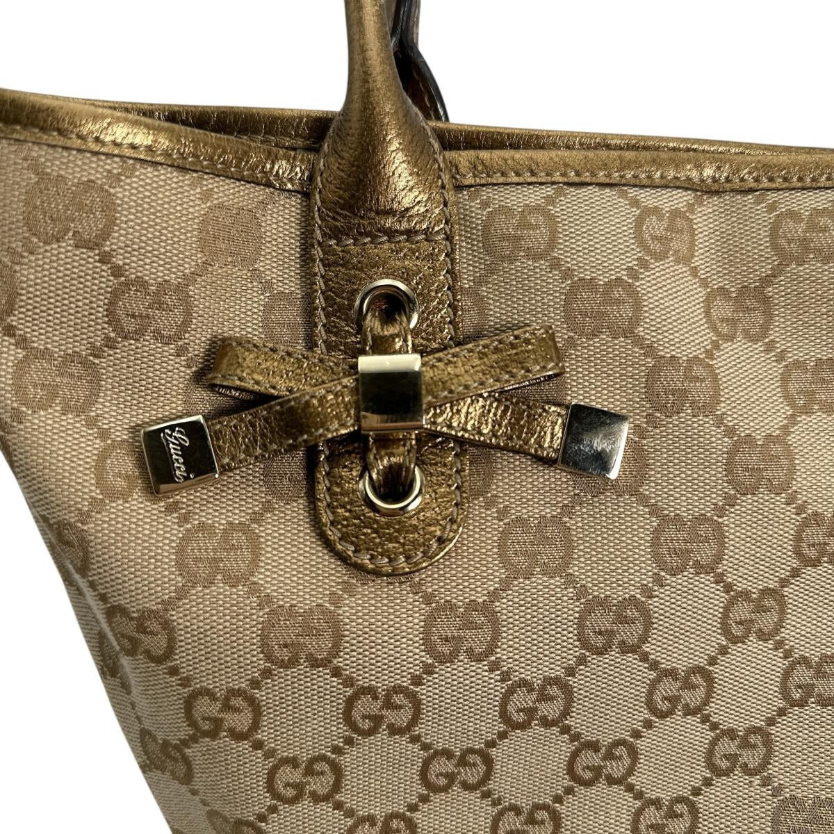 グッチ GUCCI トートバッグ
ハンドバッグ キャンバス GGキャンバス 181779 ベージュ 【SS】
【中古】