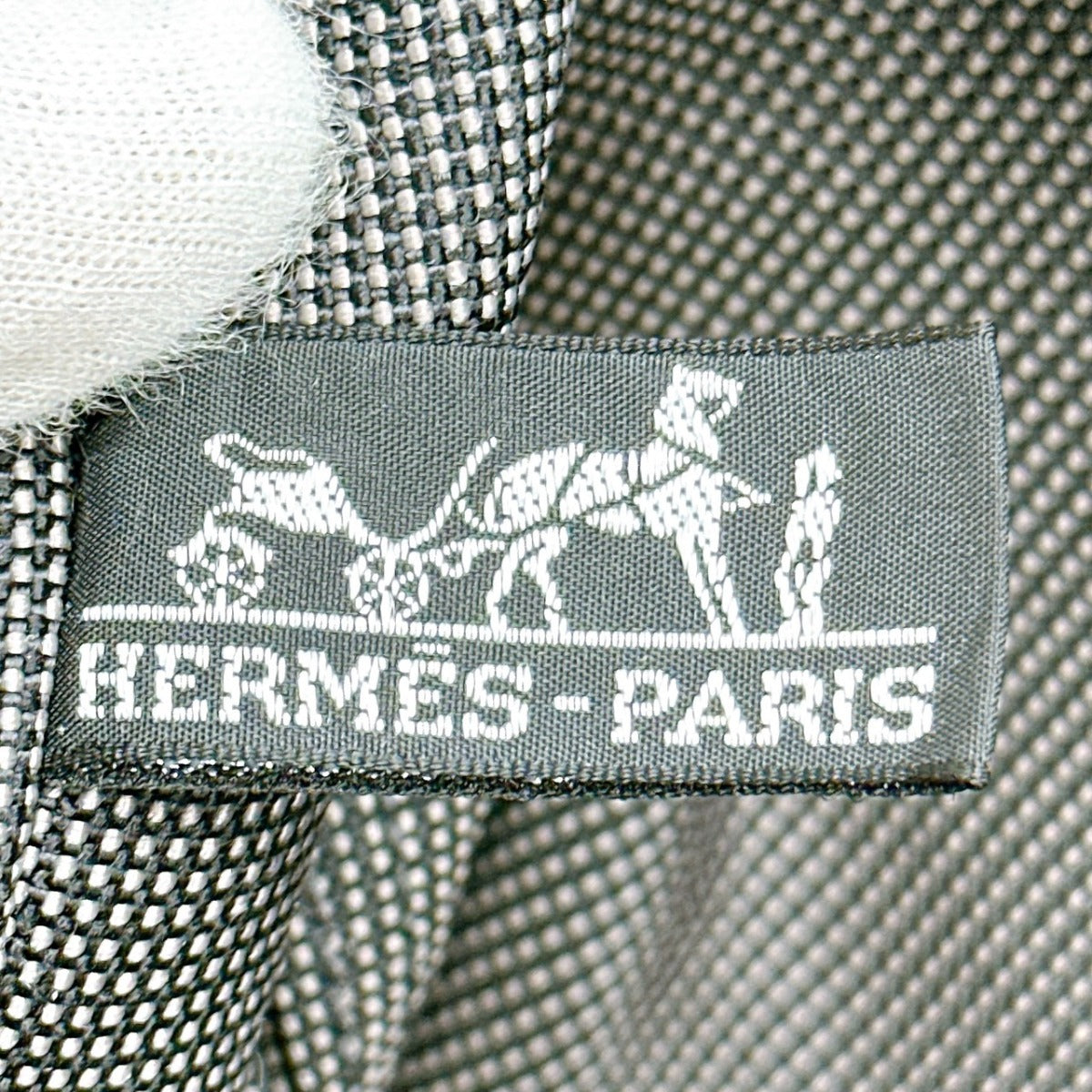 エルメス HERMES トートバッグ
トートバッグ エールライン トートMM キャンバス グレー 【SS】
【中古】