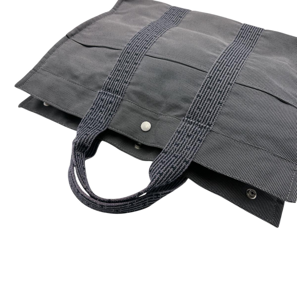 エルメス HERMES トートバッグ
トートバッグ エールライン トートMM キャンバス グレー 【SS】
【中古】