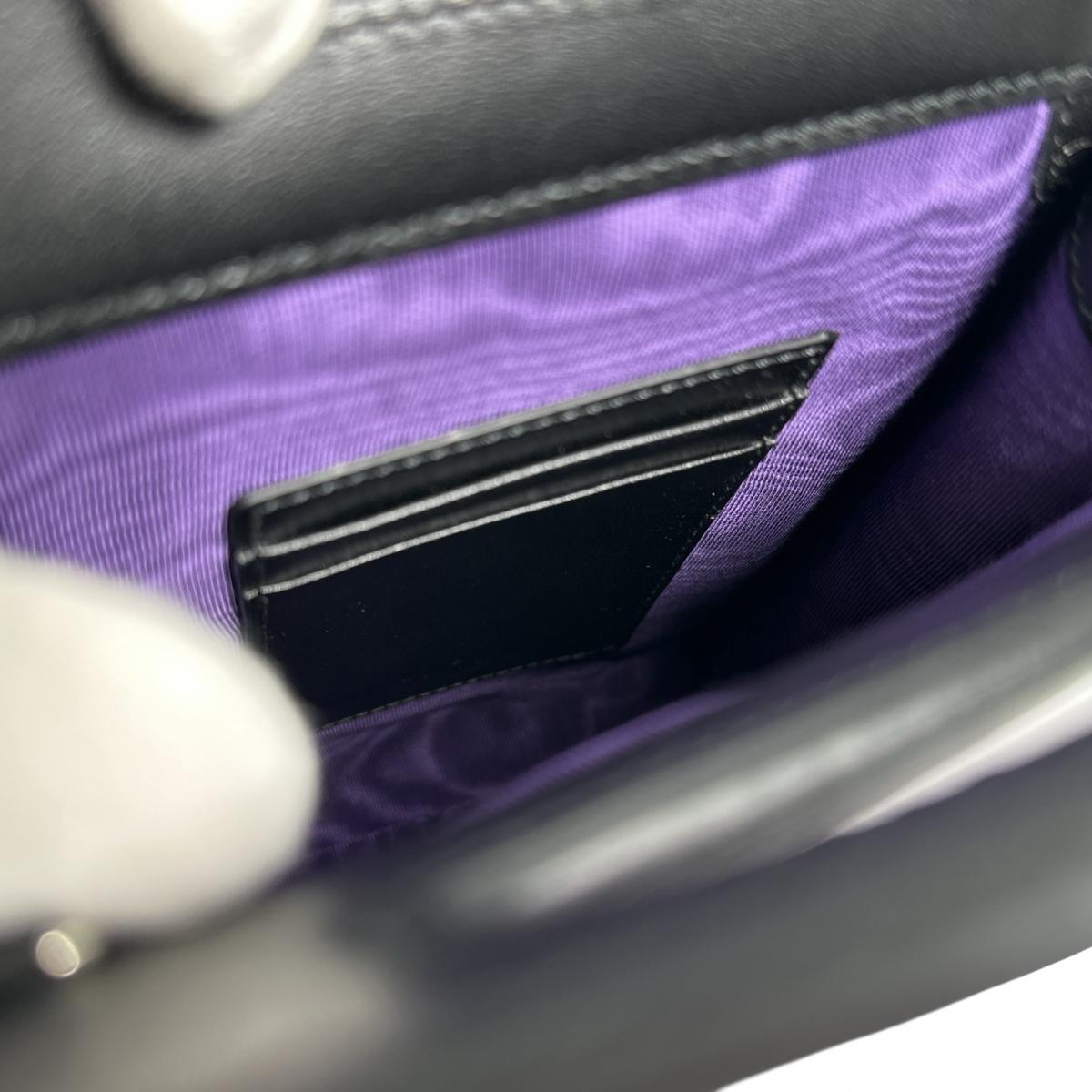 グッチ GUCCI ショルダーバッグ
ショルダーバッグ 2WAYバッグ GGミニマトラッセ ナイロン 723776 ブラック 【SS】
【中古】