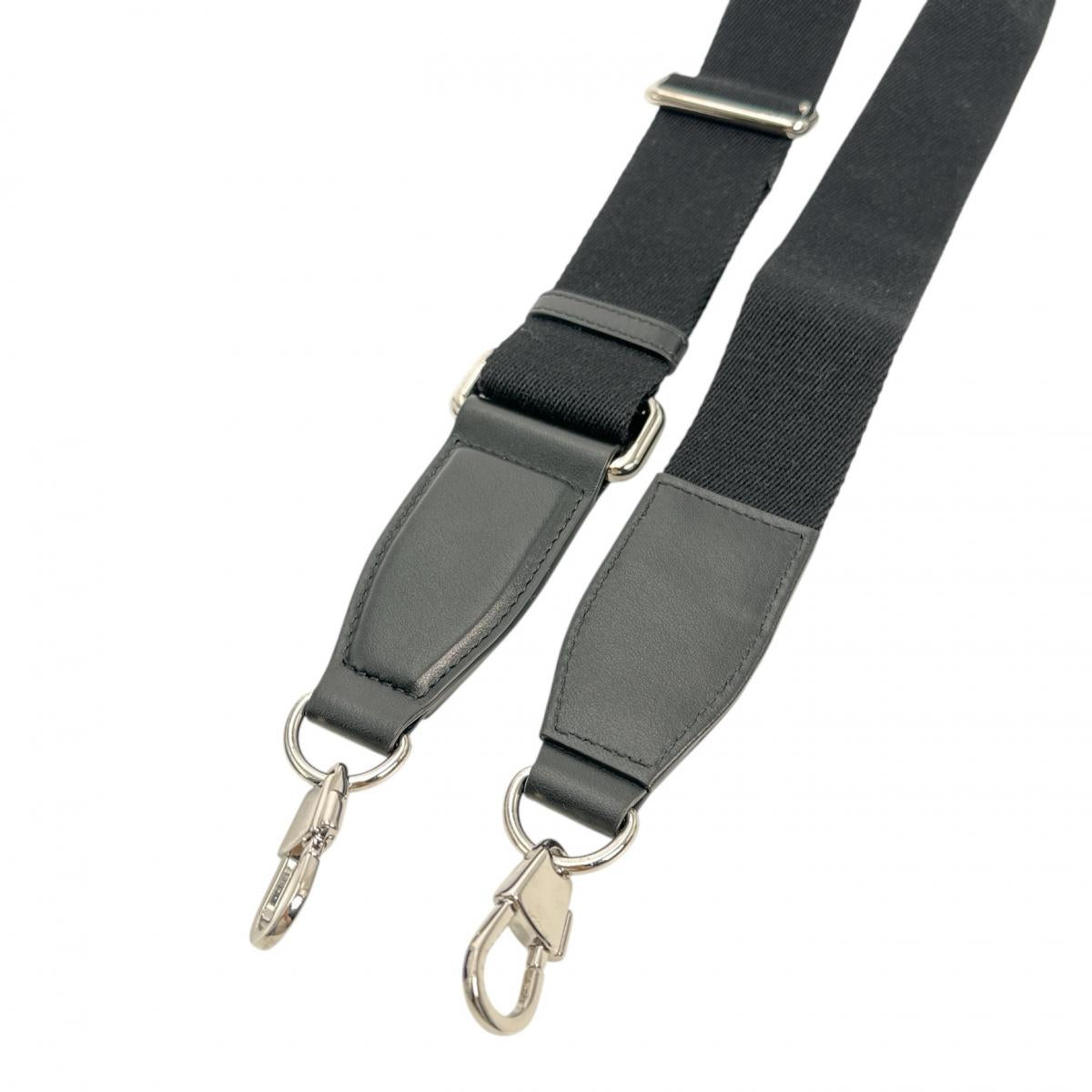 グッチ GUCCI ショルダーバッグ
ショルダーバッグ 2WAYバッグ GGミニマトラッセ ナイロン 723776 ブラック 【SS】
【中古】