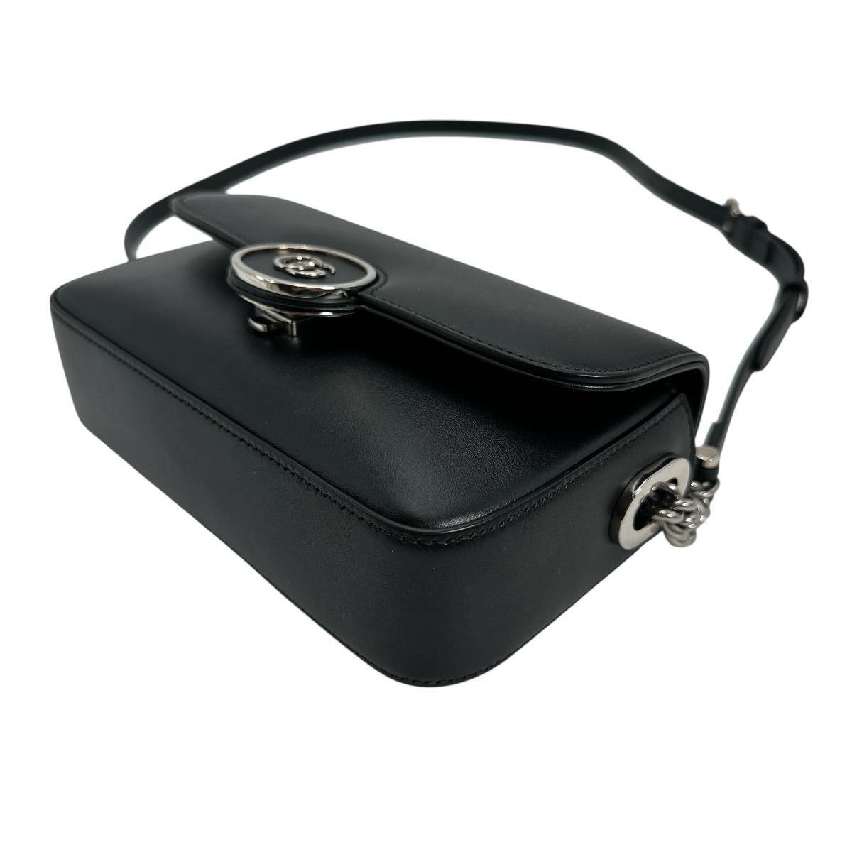 グッチ GUCCI ショルダーバッグ
ショルダーバッグ レザー 739722 ブラック 【SS】
【中古】
