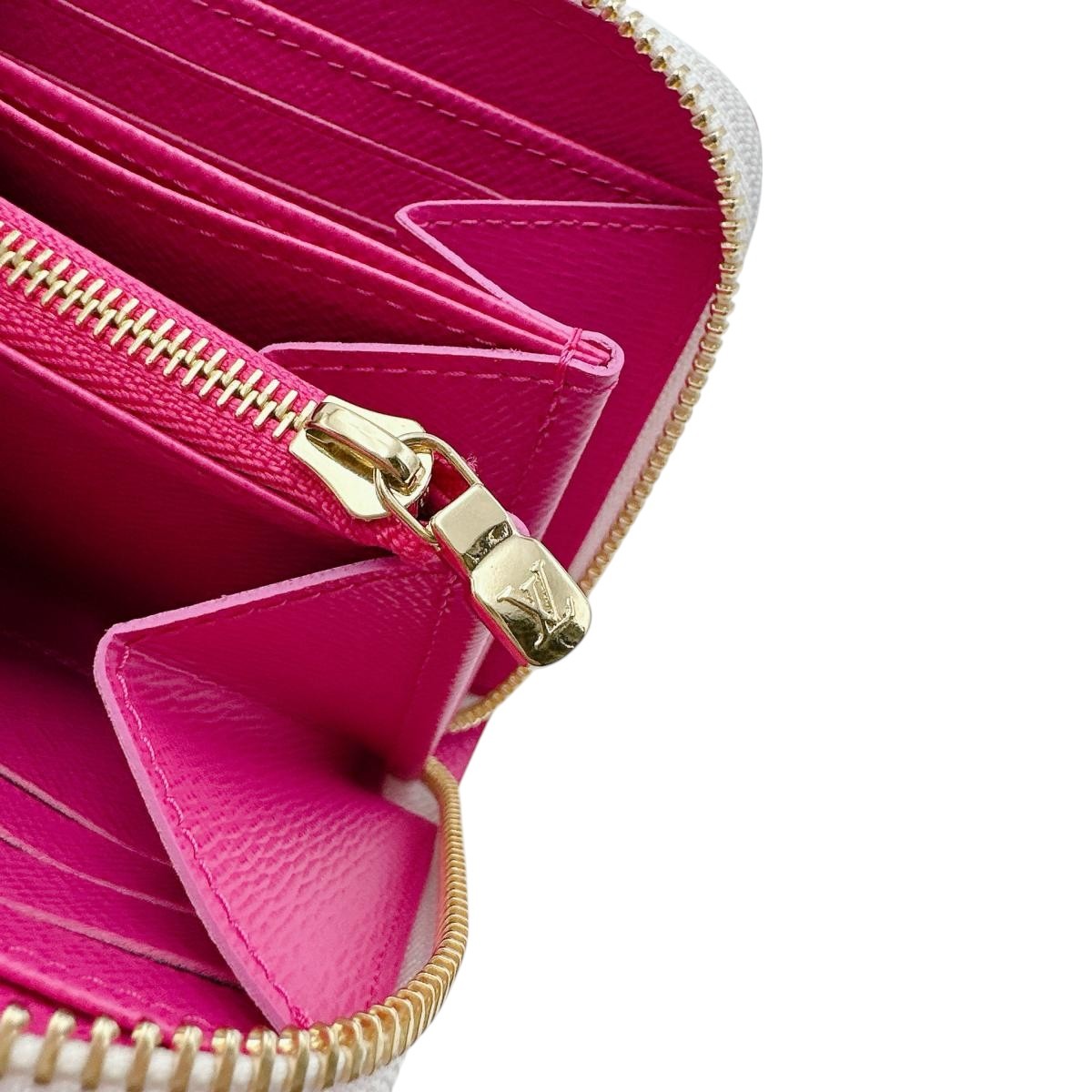 ルイヴィトン LOUIS VUITTON 長財布
日本限定 モノグラム ジッピーウォレット LV × TM モノグラムキャンバス M13922 マルチカラー LV
【中古】