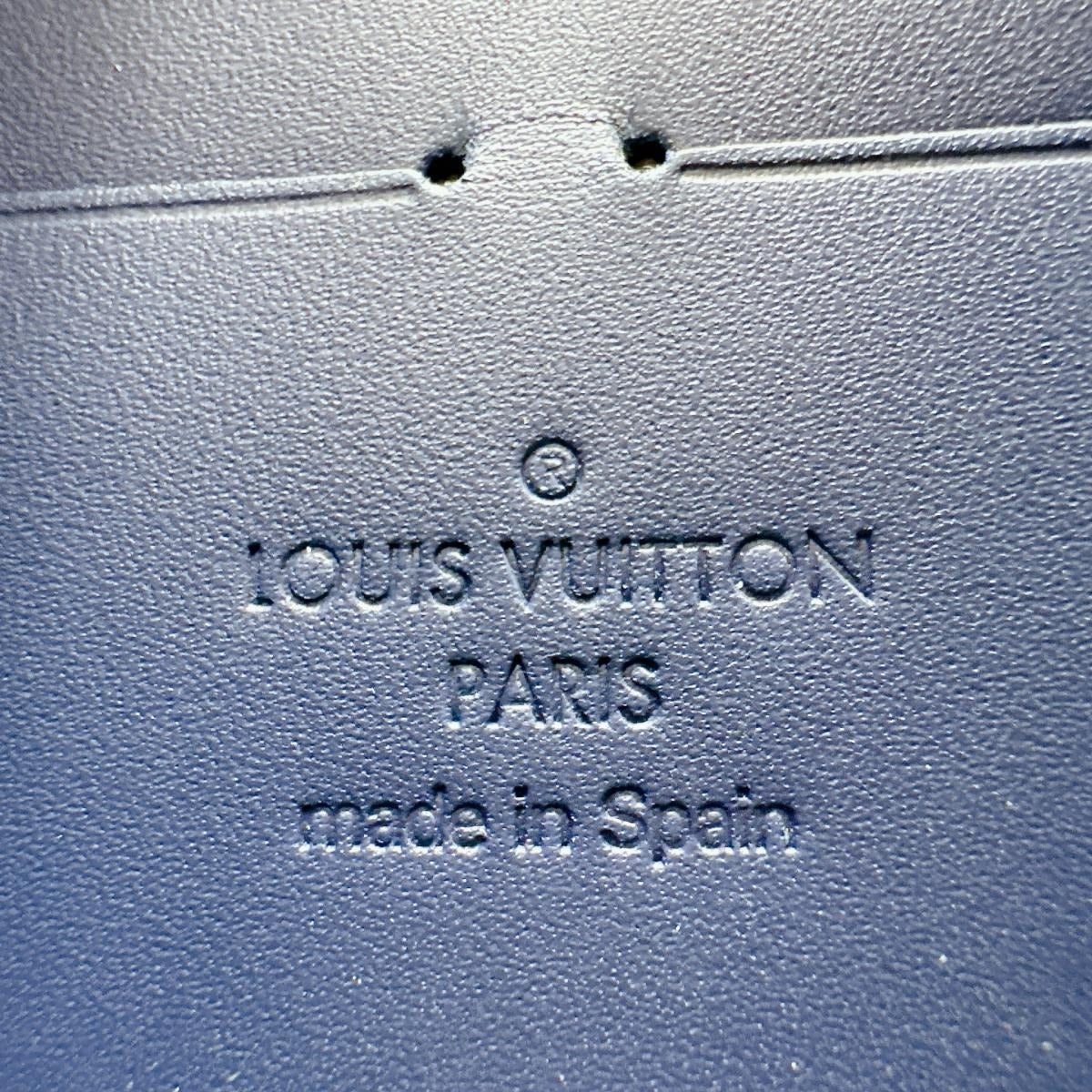 ルイヴィトン LOUIS VUITTON 長財布
長財布 モノグラムヴェルニ イカットフラワー モノグラムヴェルニ M90018 ブルー LV
【SS】
【中古】