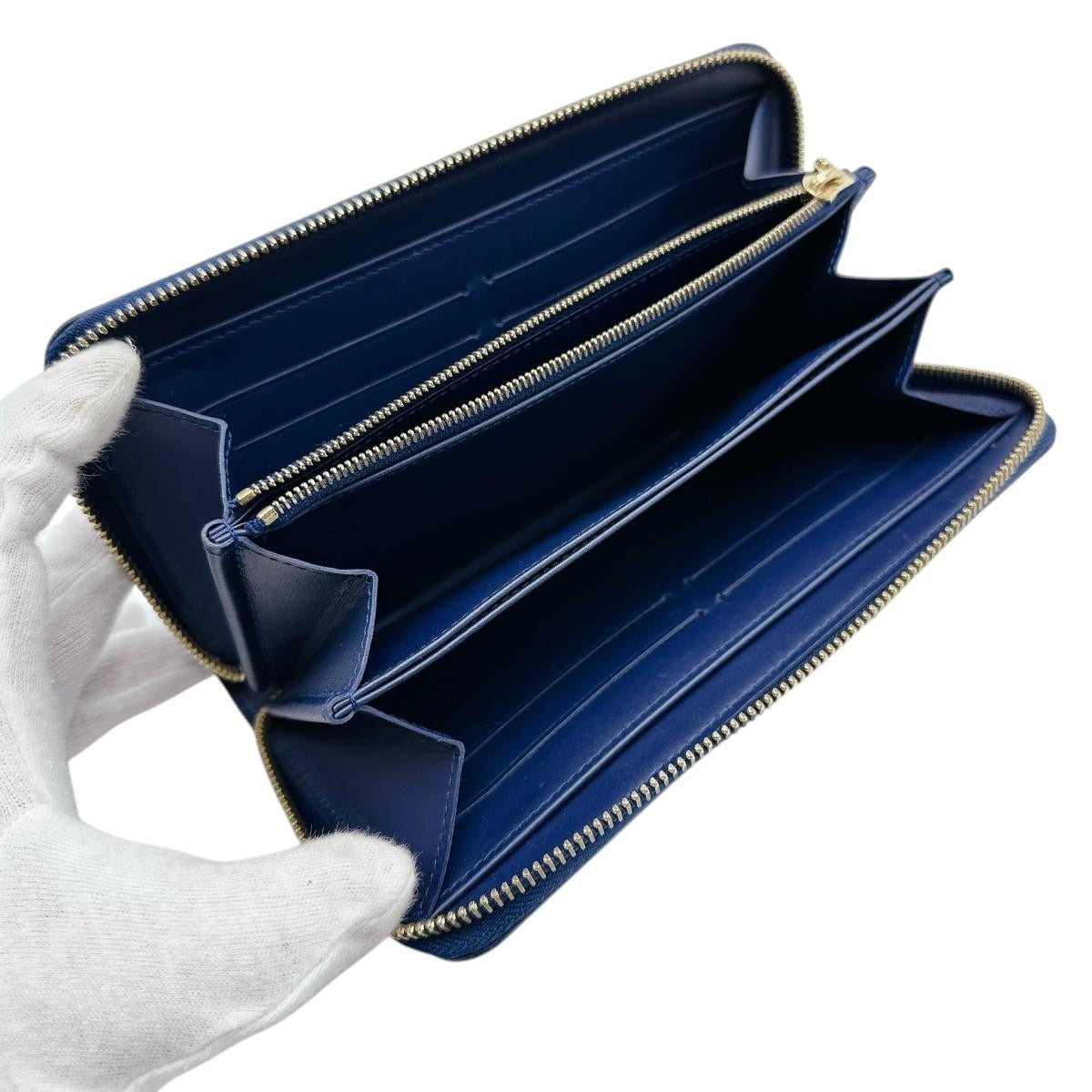 ルイヴィトン LOUIS VUITTON 長財布
長財布 モノグラムヴェルニ イカットフラワー モノグラムヴェルニ M90018 ブルー LV
【SS】
【中古】