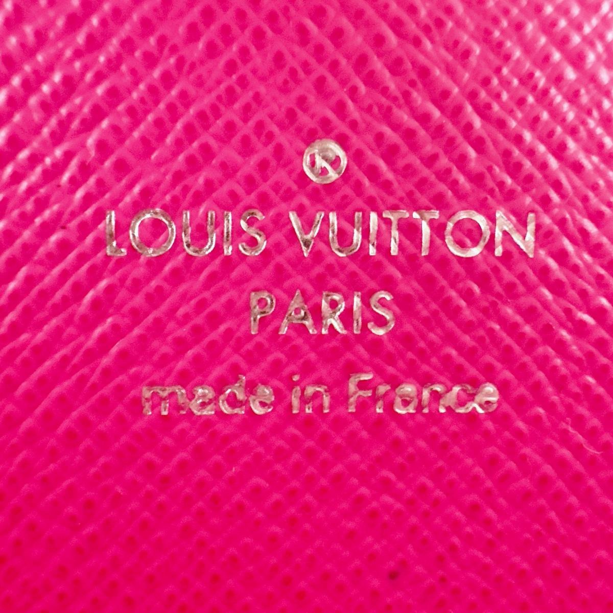 ルイヴィトン LOUIS VUITTON 長財布
長財布 エピレザー ジッピーウォレット エピレザー M82050 ピンク LV
【SS】
【中古】