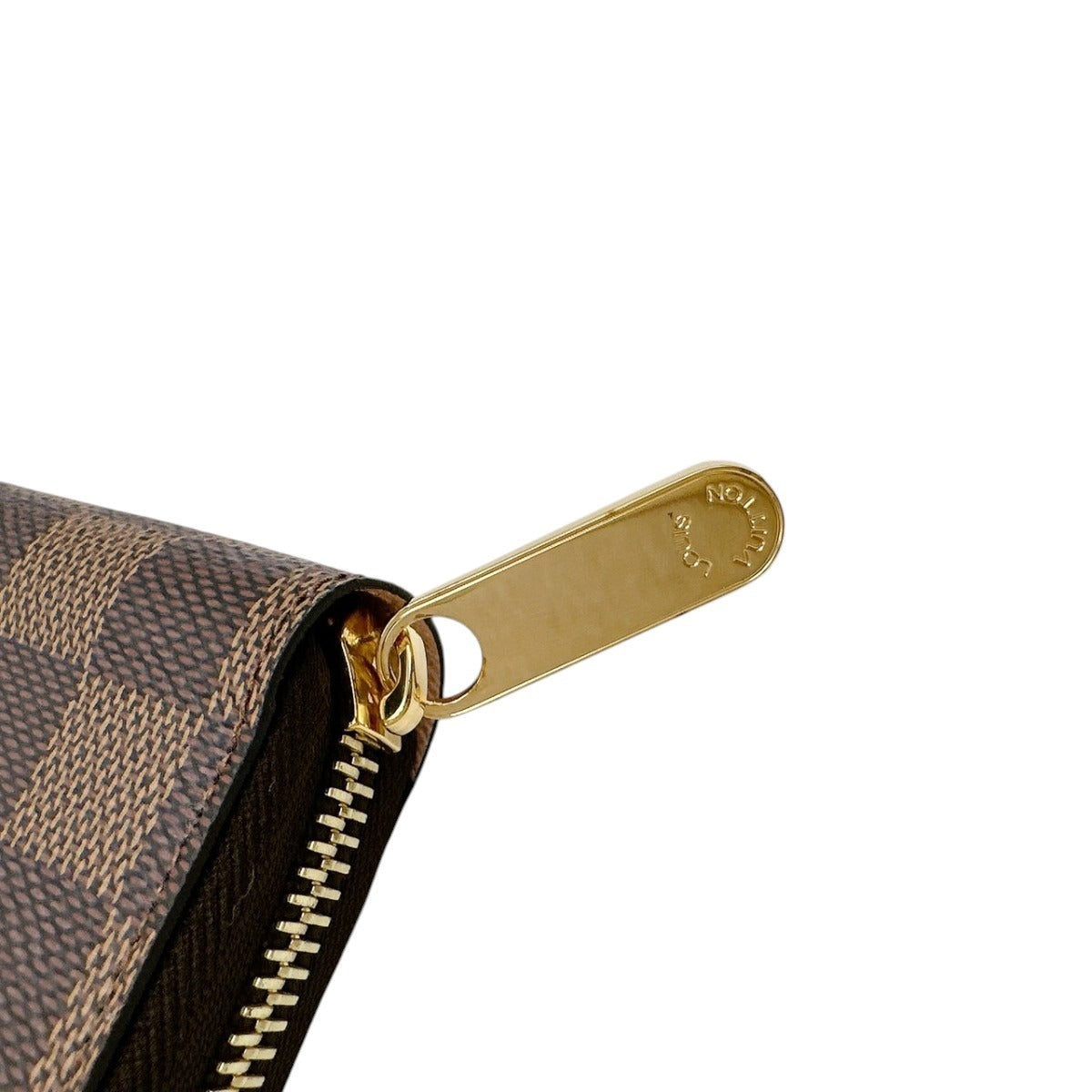 ルイヴィトン LOUIS VUITTON 長財布
ラウンド長財布 ダミエ ジッピーウォレット ダミエキャンバス N60046 ブラウン LV
【中古】