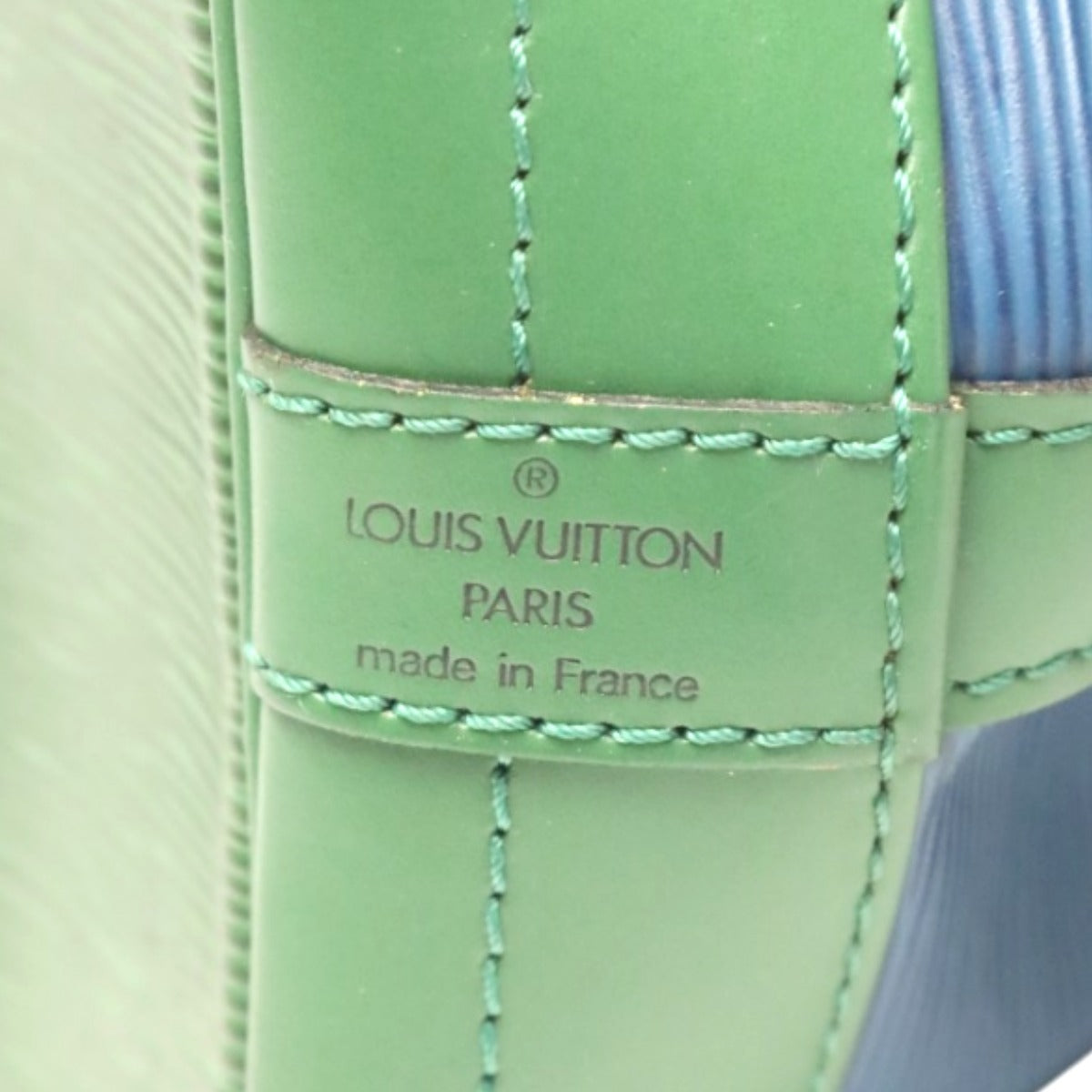 ルイヴィトン LOUIS VUITTON ショルダーバッグ
巾着型 エピ ノエ エピレザー M44044 ブルー×グリーン LV
【SS】
【中古】