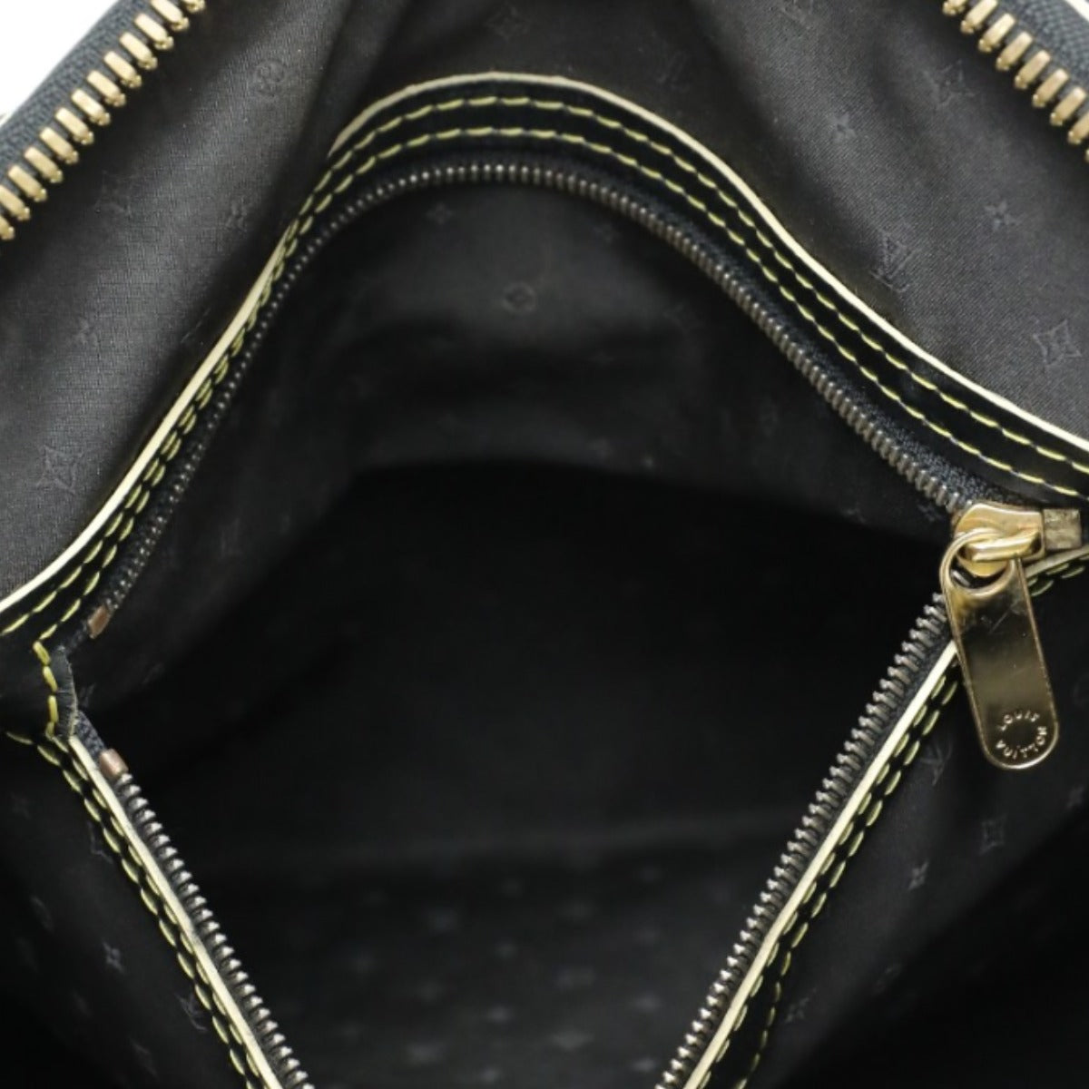 ルイヴィトン LOUIS VUITTON ハンドバッグ
ハンドバッグ スハリ ロックイットPM カーフ M91875 ノワール(ブラック) LV
【SS】
【中古】