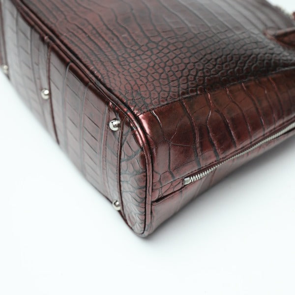 クロコダイル CROCODILE ハンドバッグ
2WAY ブカッティー メタリック クロコダイル 3994 ワイン 【SS】
【中古】