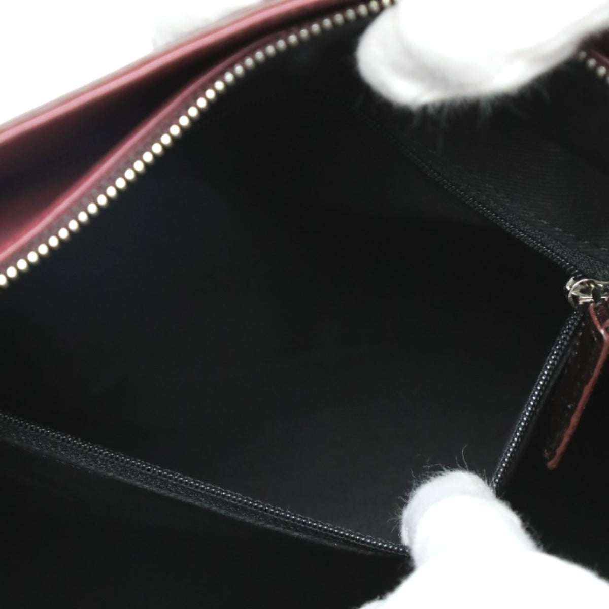 クロコダイル CROCODILE トートバッグ
メタリック 訳あり カデナ付き クロコダイル 3983 ワイン 【SS】
【中古】