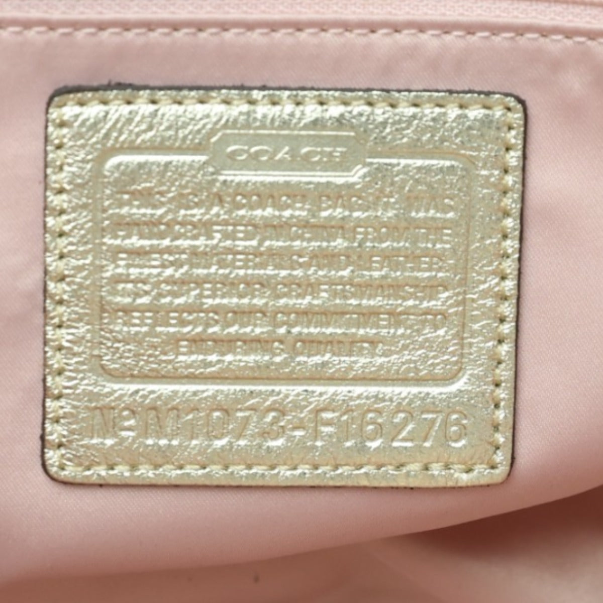 コーチ COACH トートバッグ
シグネチャー ショルダーバック アップリケ キャンバス F16276 カーキ×ゴールド 【SS】
【中古】