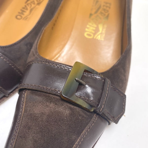 サルヴァトーレフェラガモ Salvatore Ferragamo パンプス
7C ローヒールパンプス ショートブーツ カーフ ブラウン 【SS】
【中古】