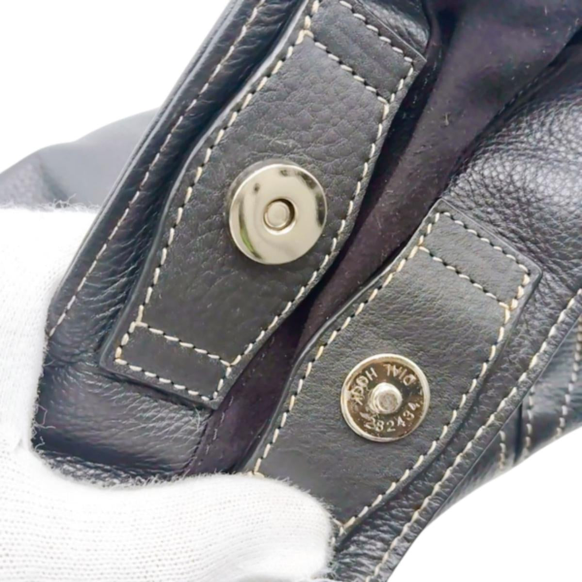 マームエレガンス Maam ELEGANCE トートバッグ
ハンドバッグ 無地 マグネット式 牛革 AVE-3544 ブラック 【SS】
【中古】