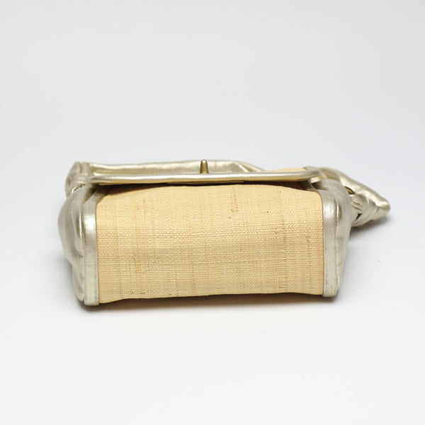 コーチ COACH ハンドバッグ
パーカーストロートップ ハンドルポーチ レザー 42475 ベージュ×ゴールド 【SS】
【中古】