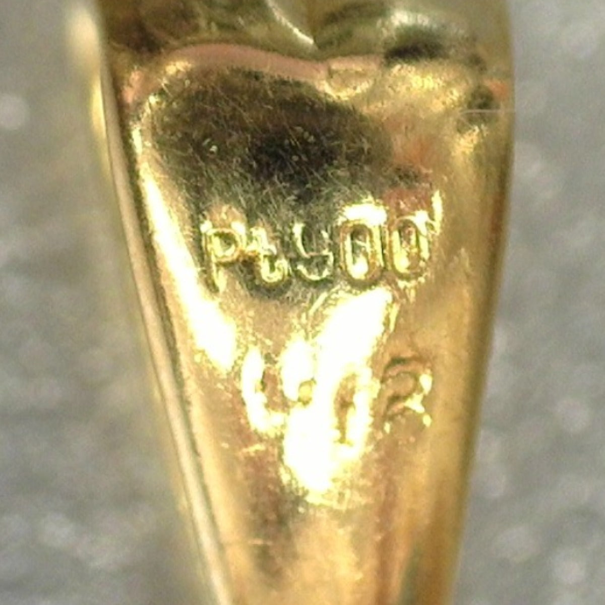 ペンダントトップ
シェルカメオ K18 K18ゴールド グリーン×ゴールド 【SS】
【中古】