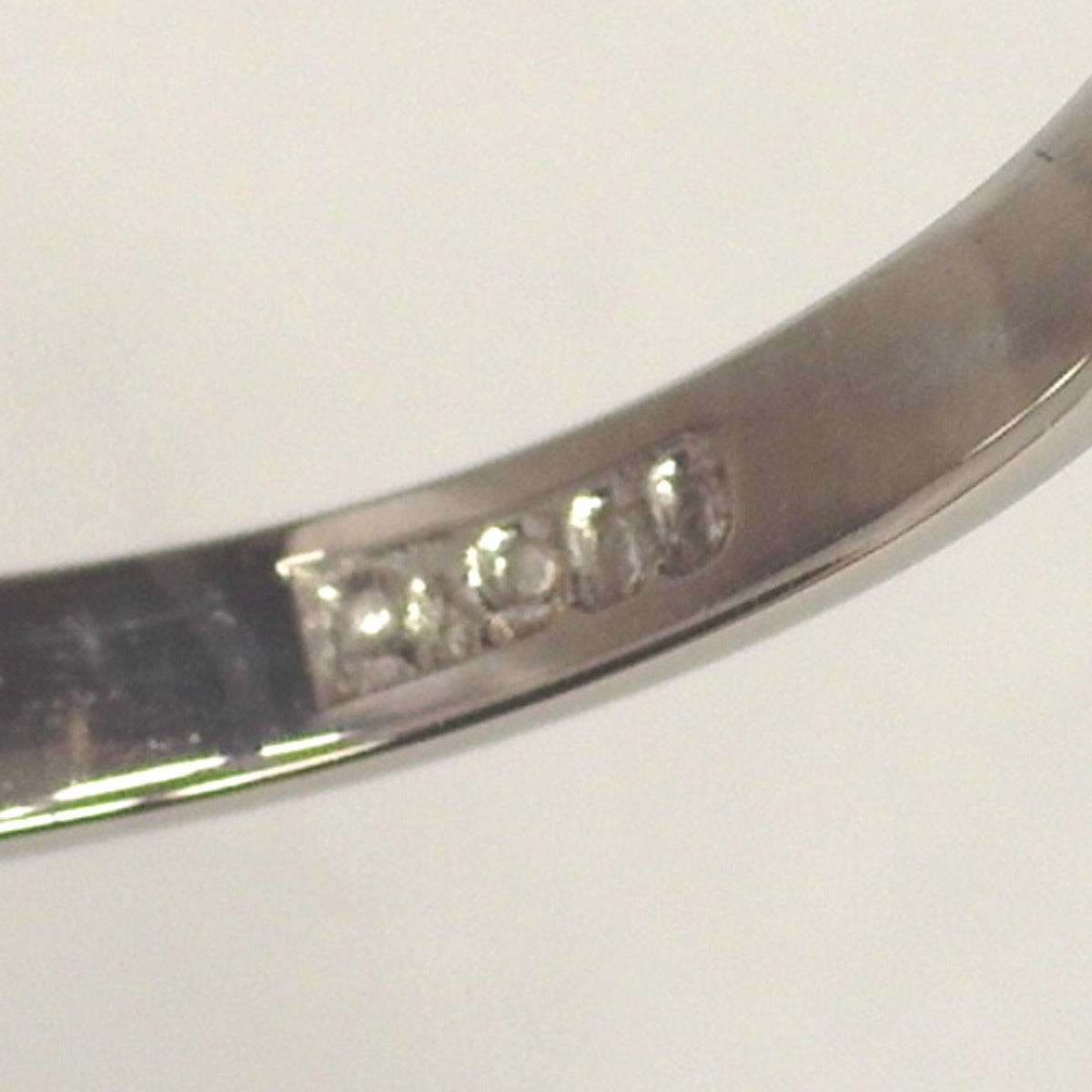 リング・指輪
リング 11号 エメラルド 脇ダイヤ Pt900プラチナ 指輪 【SS】
【中古】