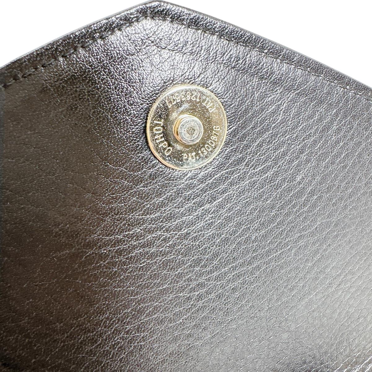 オーストリッチ ostrich ハンドバッグ
フルポイント クラッチバッグ 一本手 ゴールド金具 オーストリッチ ブラック 【SS】
【中古】