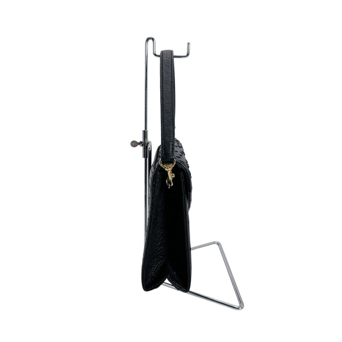 オーストリッチ ostrich ハンドバッグ
フルポイント クラッチバッグ 一本手 ゴールド金具 オーストリッチ ブラック 【SS】
【中古】
