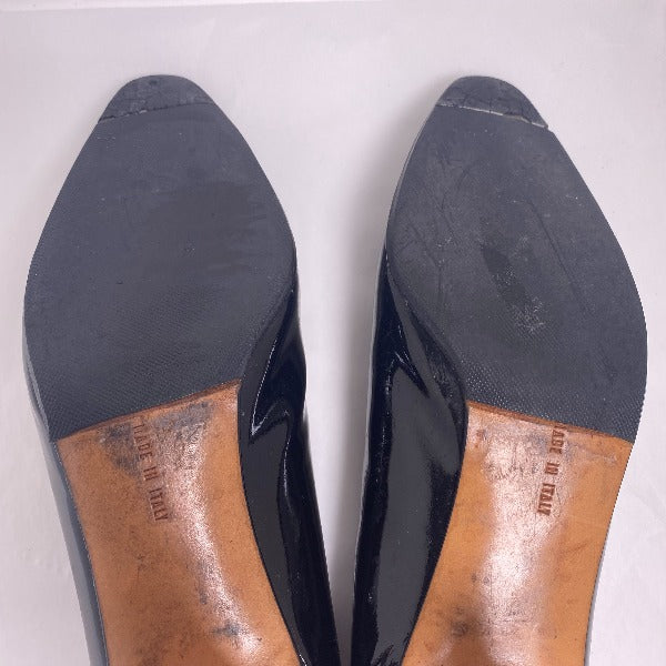 サルヴァトーレフェラガモ Salvatore Ferragamo パンプス
エナメル 22.5cm 5 1/2 C ブラック 【SS】
【中古】