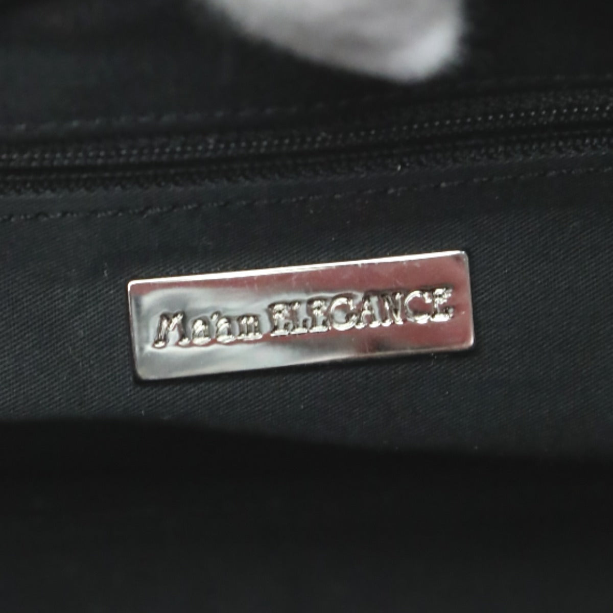 クロコダイル CROCODILE ショルダーバッグ
2way ヘンローン シャイニング クロコダイル MO-4148 ピンク 【SS】
【中古】