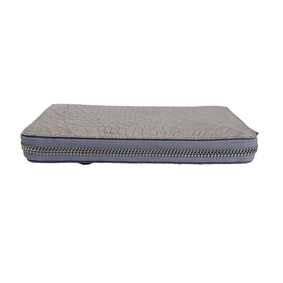 クロコダイル CROCODILE 長財布
ラウンドファスナー 小銭入付き クロコダイル LB-5011 ライトスチールブルー 【SS】
【中古】
