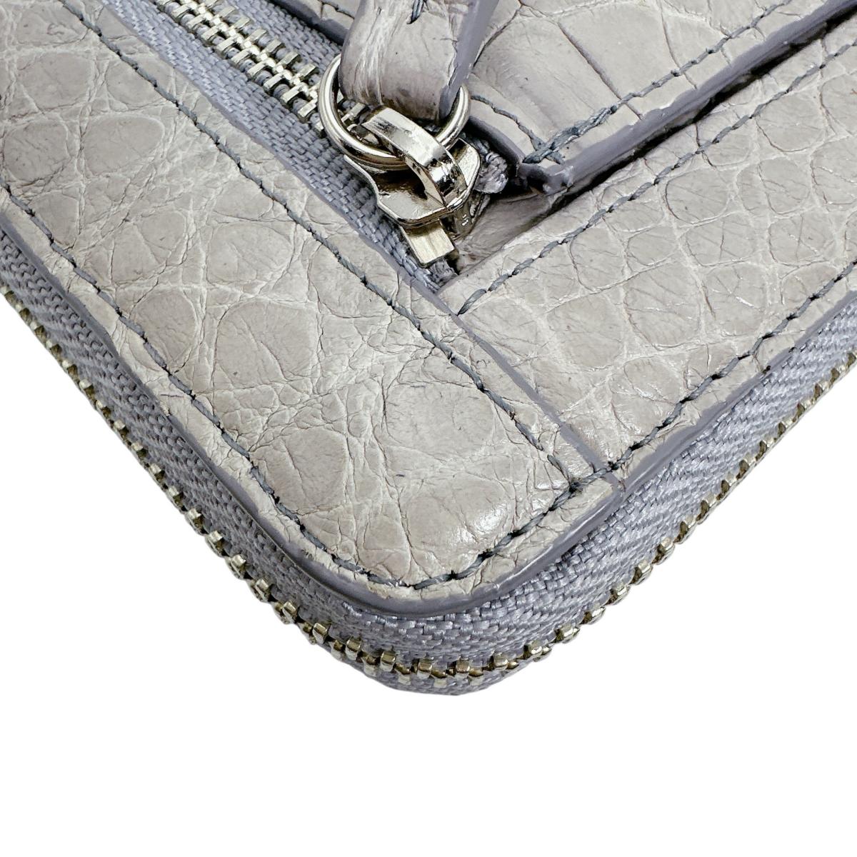 クロコダイル CROCODILE 長財布
ラウンドファスナー 小銭入付き クロコダイル LB-5011 ライトスチールブルー 【SS】
【中古】