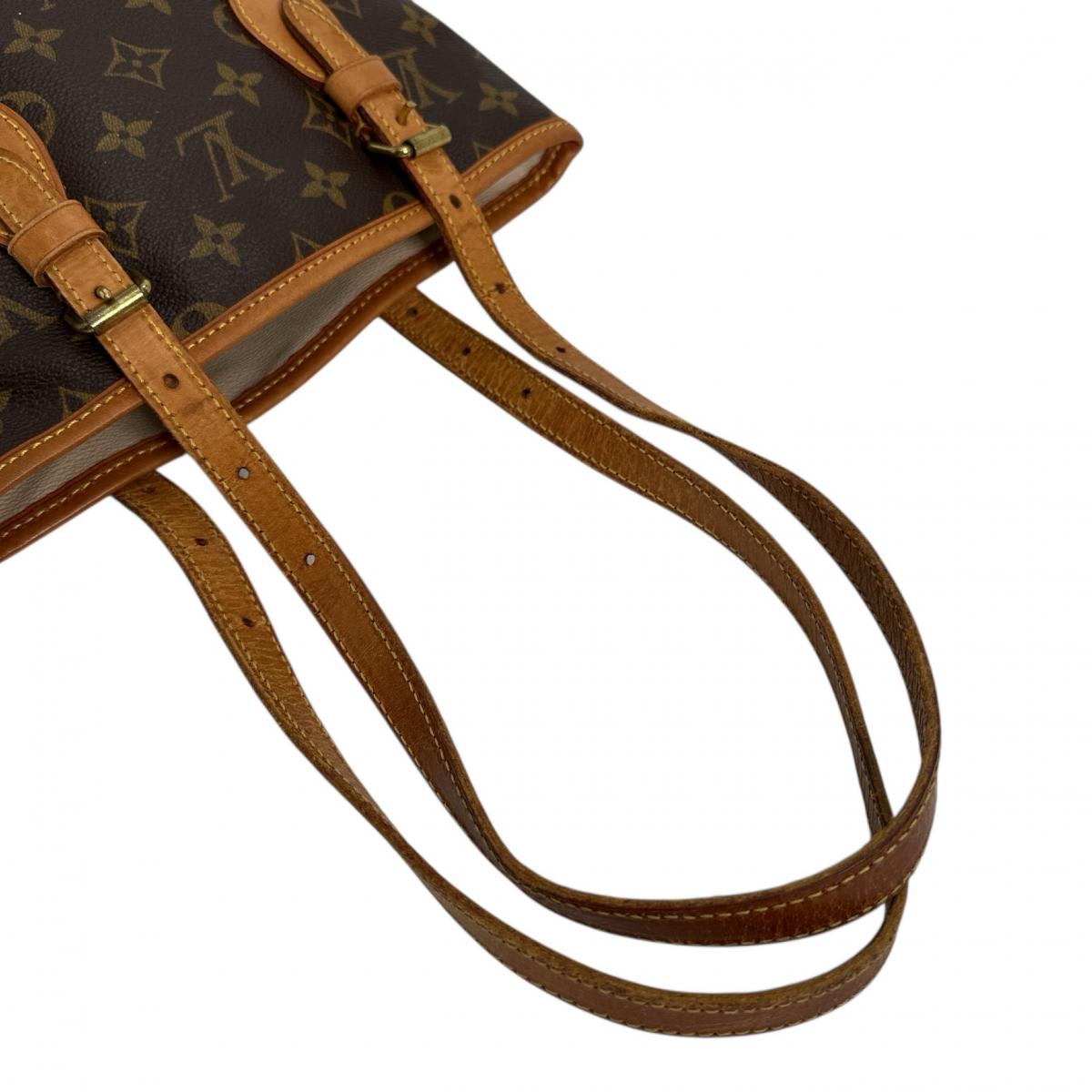 ルイヴィトン LOUIS VUITTON ハンドバッグ
トートバッグ モノグラム バケツPM モノグラムキャンバス M42238 ベージュ LV
【SS】
【中古】