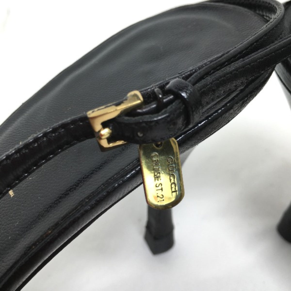 グッチ GUCCI パンプス
パンプス カーフ ブラック 【SS】
【中古】