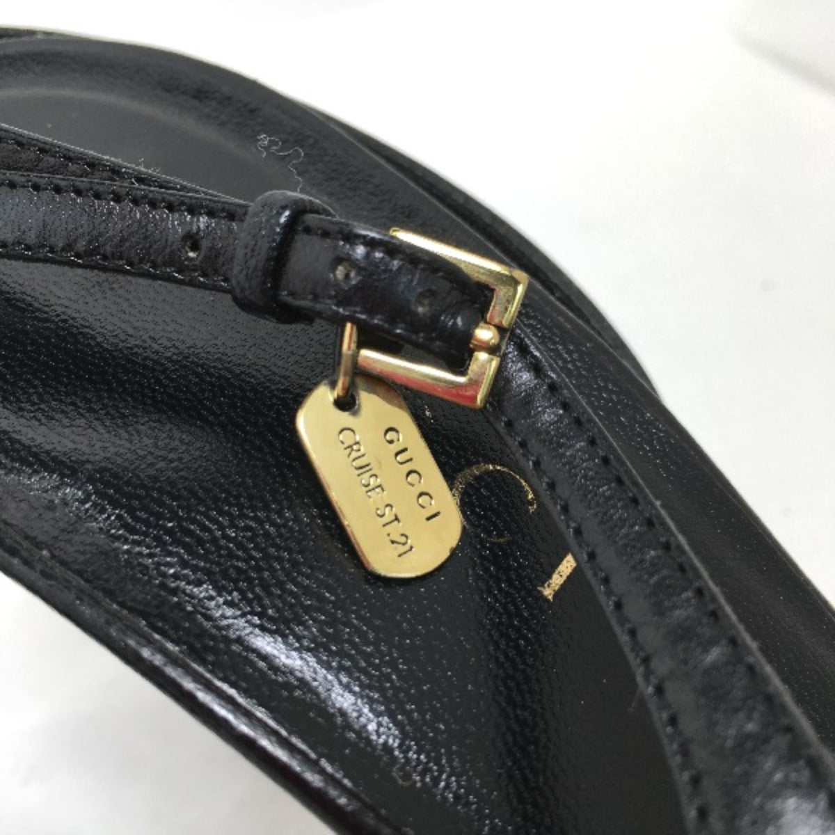 グッチ GUCCI パンプス
パンプス カーフ ブラック 【SS】
【中古】