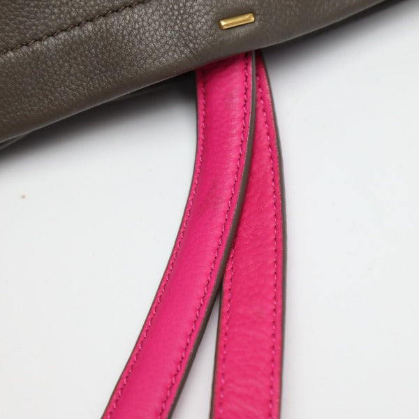 マークバイマークジェイコブス MARC BY MARC JACOBS トートバッグ
ワッツザ・Tミニトート レザー グレー×ブラック×ピンク 【SS】
【中古】