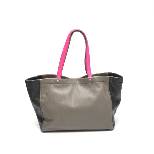 マークバイマークジェイコブス MARC BY MARC JACOBS トートバッグ
ワッツザ・Tミニトート レザー グレー×ブラック×ピンク 【SS】
【中古】