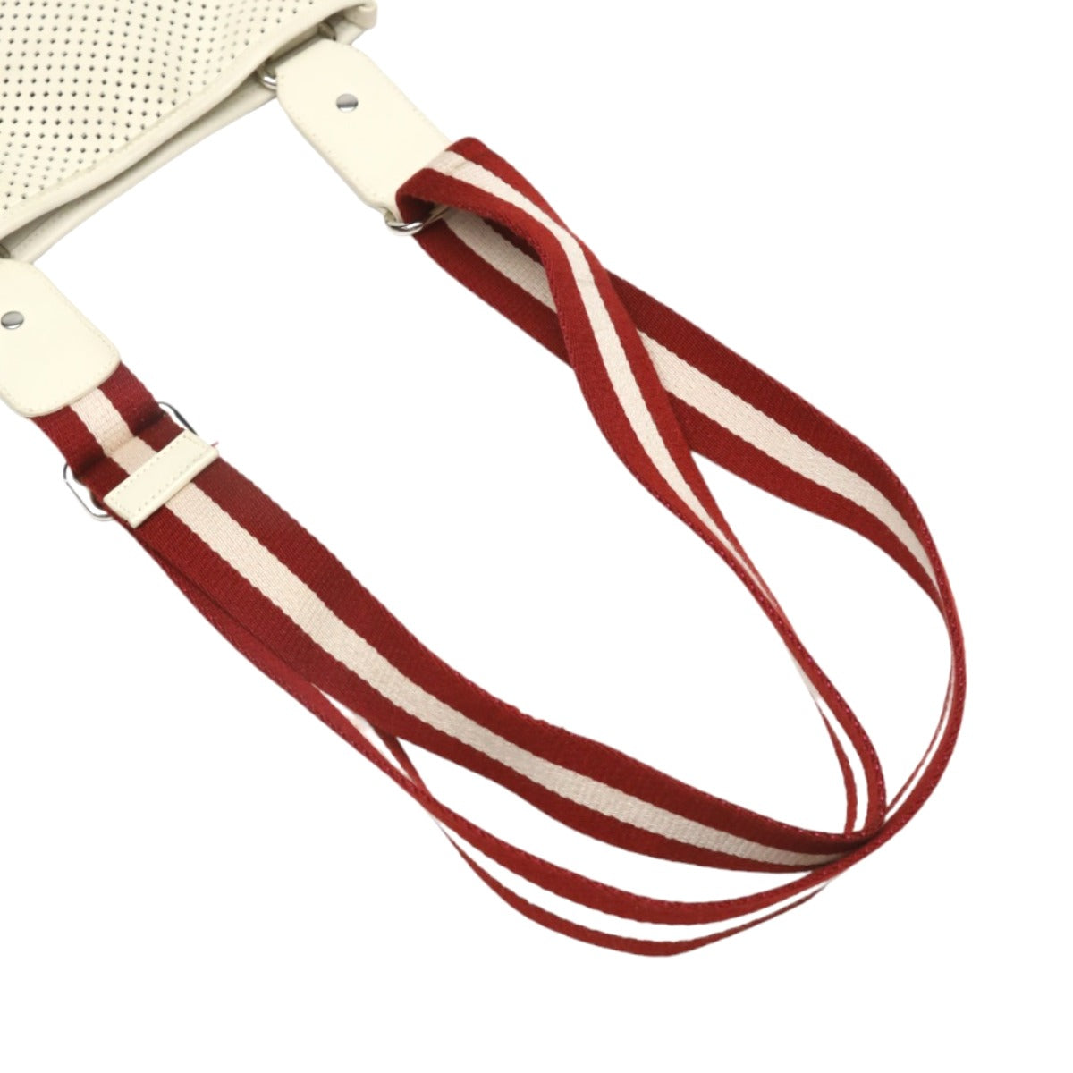 バリー BALLY ショルダーバッグ
パンチングレザー 斜めかけ ショルダーベルト パンチングレザー ホワイト 【SS】
【中古】