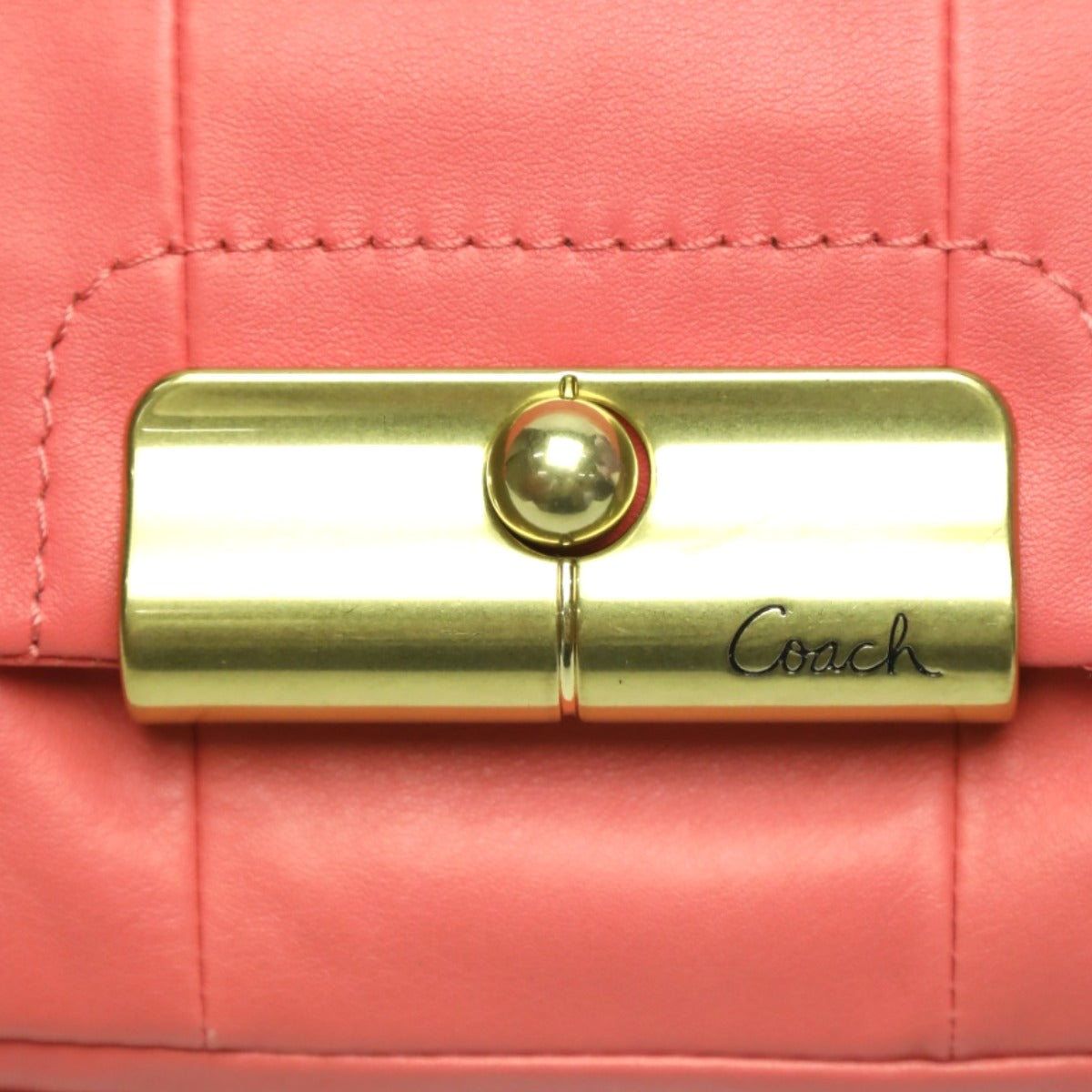 コーチ COACH ショルダーバッグ
2WAYショルダーバッグ レザーヒッピー クリスティン レザー 16931 ピンク 【SS】
【中古】