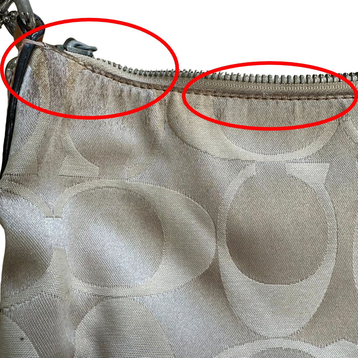 コーチ COACH ショルダーバッグ
ポピー シグネチャー 2WAY レザー F14562 ベージュ 【SS】
【中古】