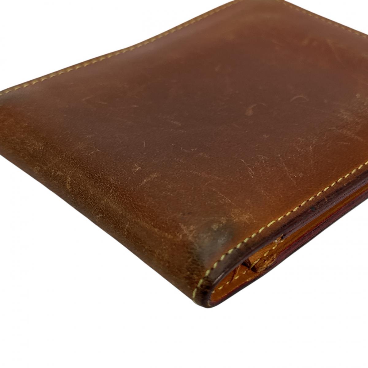 ルイヴィトン LOUIS VUITTON 二つ折り財布
2つ折り財布 ポルトビエ6カルトクレディ ノマド レザー M85015 ブラウン LV
【SS】
【中古】