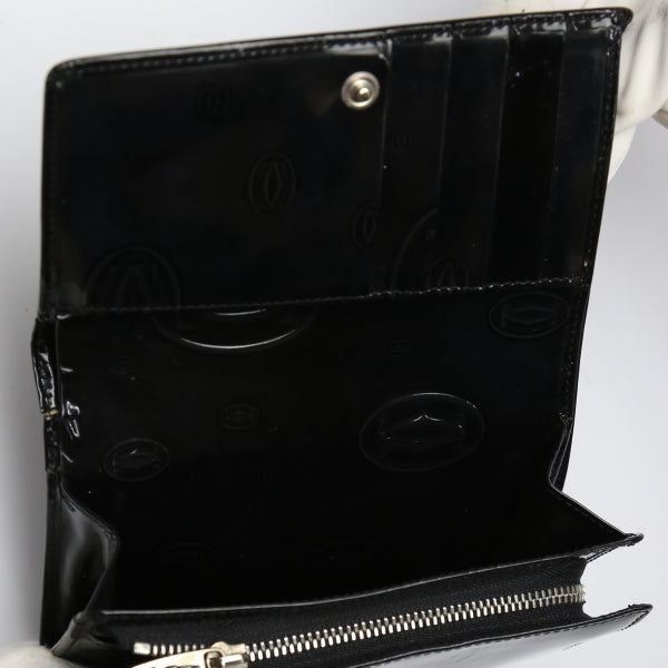 カルティエ CARTIER 二つ折り財布
L字ファスナー エナメル 二つ折り財布 エナメル ブラック 【SS】
【中古】