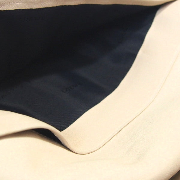 ロエベ LOEWE 長財布
カーフ 小銭入れ付き カーフ ベージュ 【SS】
【中古】