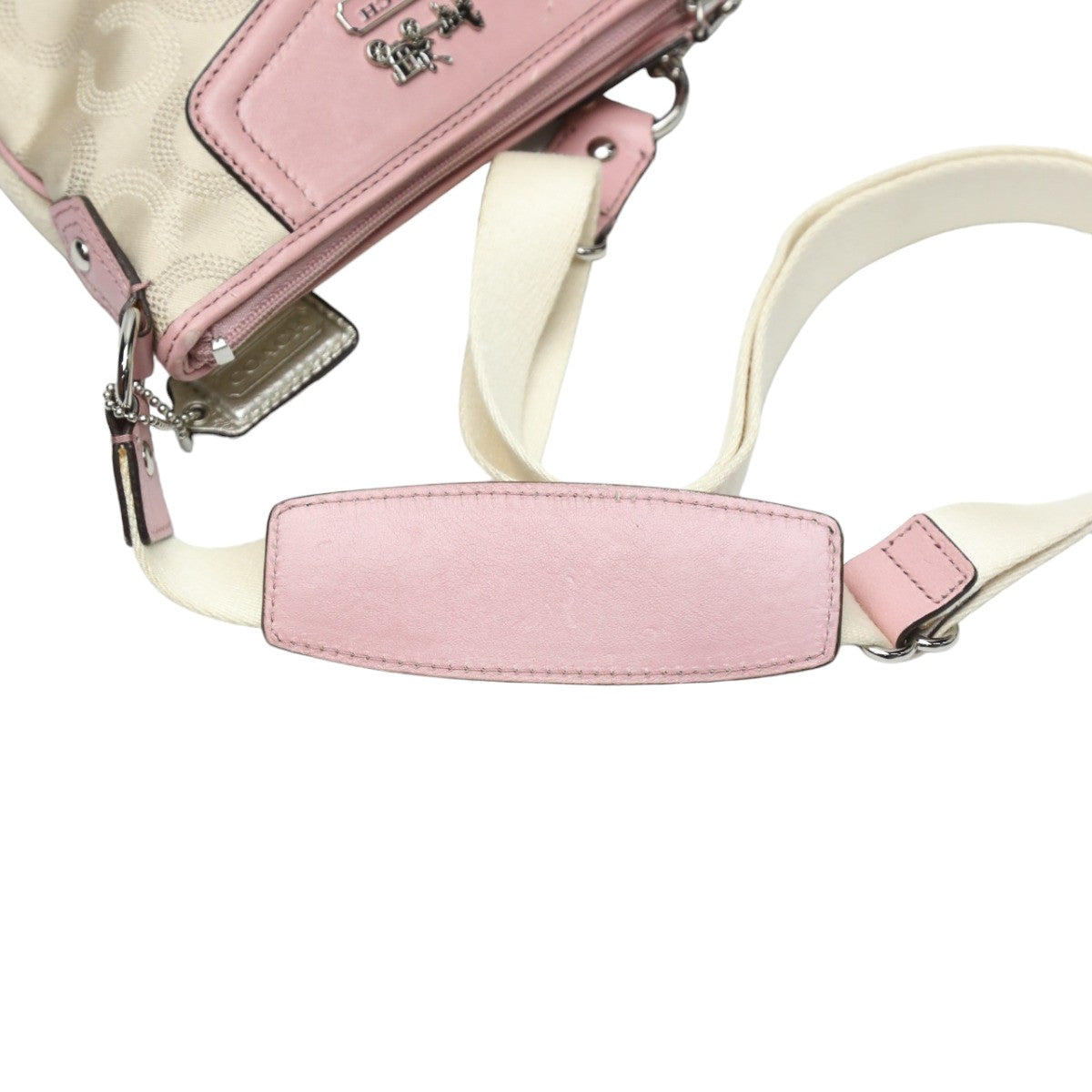コーチ COACH ショルダーバッグ
スイング マディソンドットオプアート 斜めかけ レザー 44394 ベージュ×ピンク 【SS】
【中古】