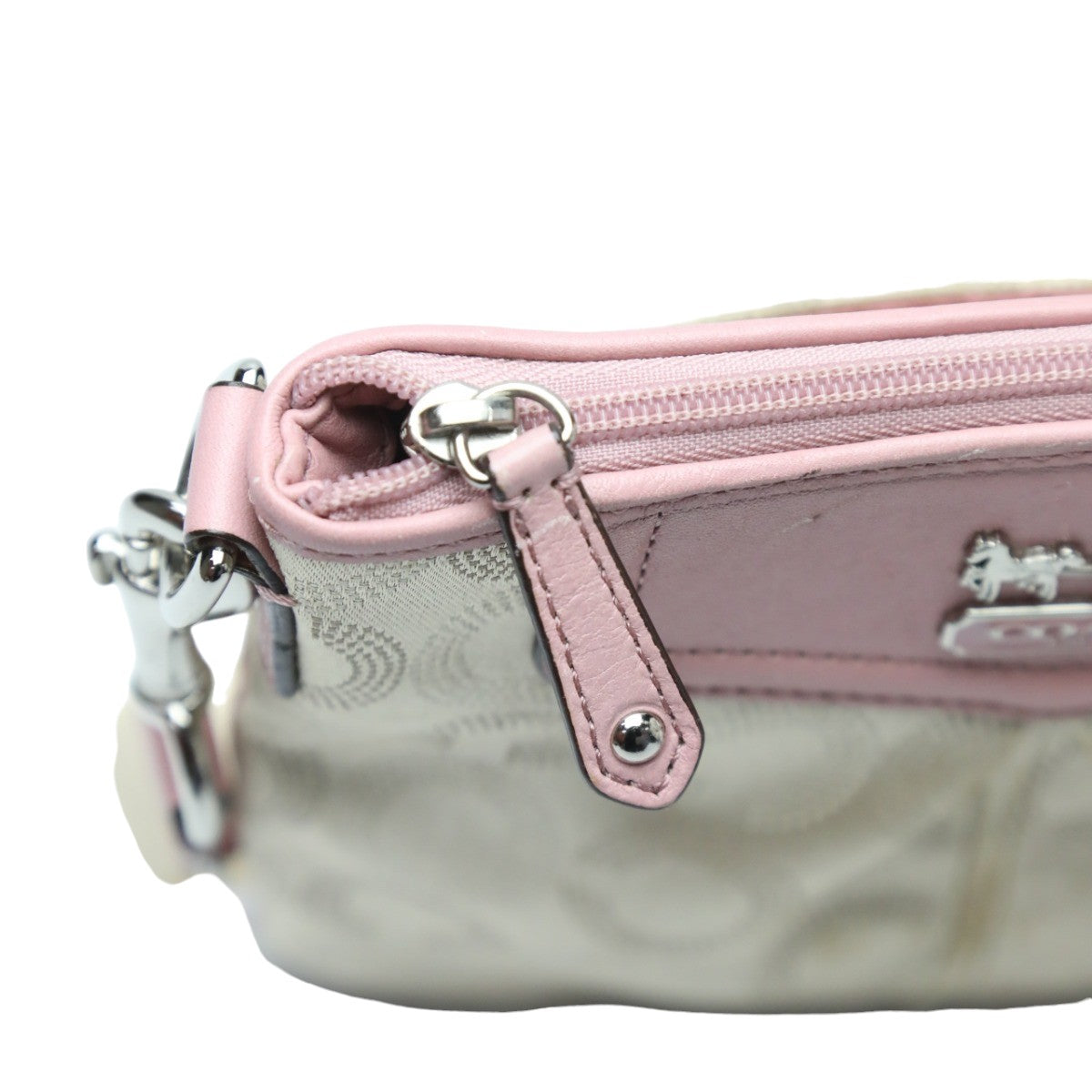 コーチ COACH ショルダーバッグ
スイング マディソンドットオプアート 斜めかけ レザー 44394 ベージュ×ピンク 【SS】
【中古】