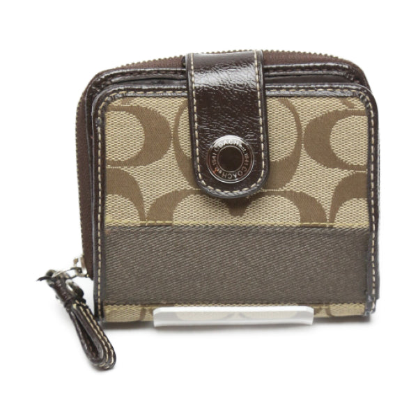 コーチ COACH 二つ折り財布
COACH シグネチャー キャンバス×パテント ラウンドファスナー レザー ブラウン×ベージュ 【SS】
【中古】