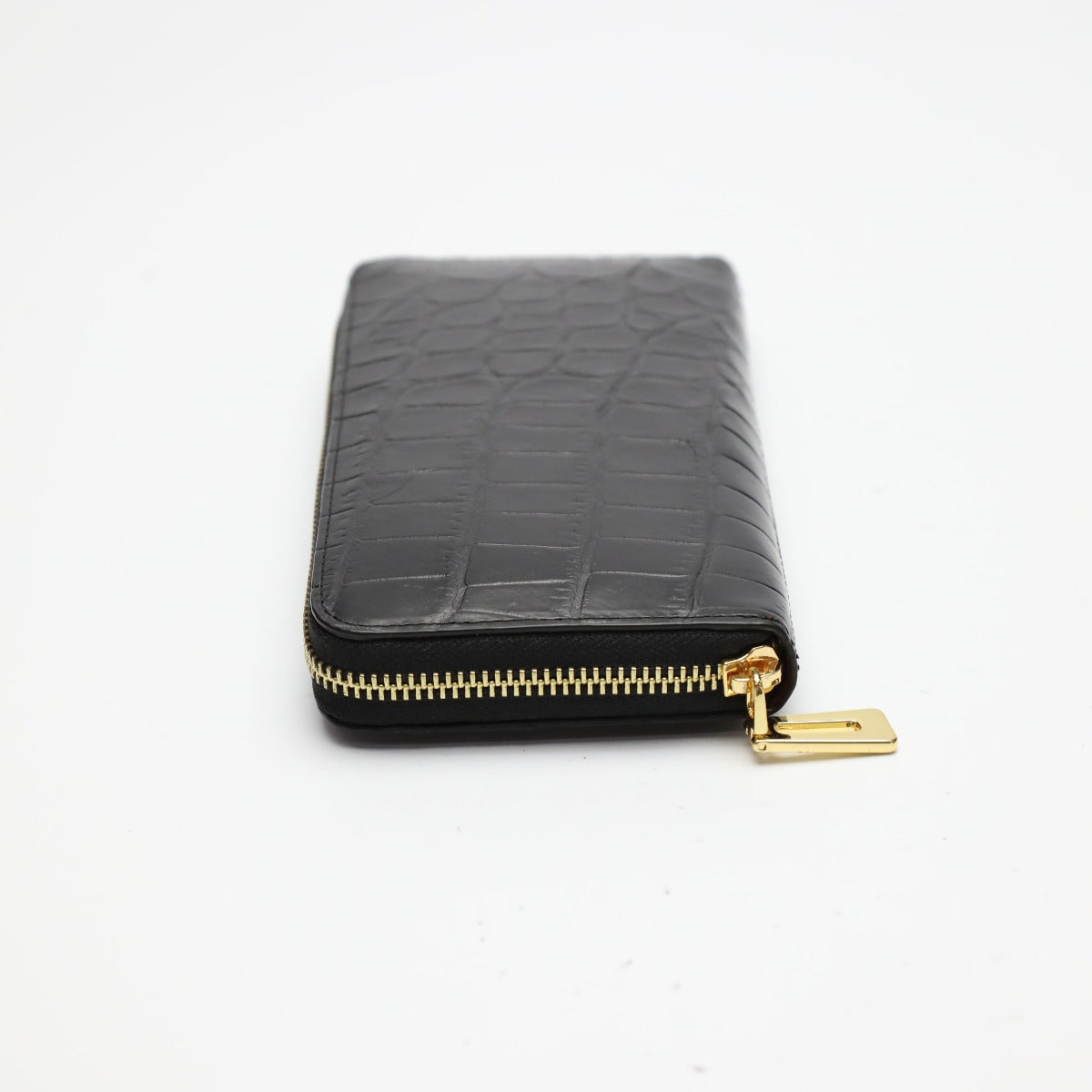 クロコダイル CROCODILE 長財布
ラウンドファスナー マット 外ポケット付 クロコダイル 52658 ブラック 【SS】