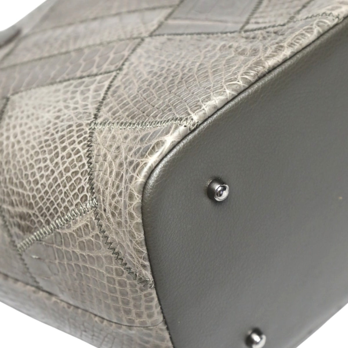 クロコダイル CROCODILE トートバッグ
天ファスナー パッチワーク 軽量 クロコダイル LB-7001 マットグレー 【SS】