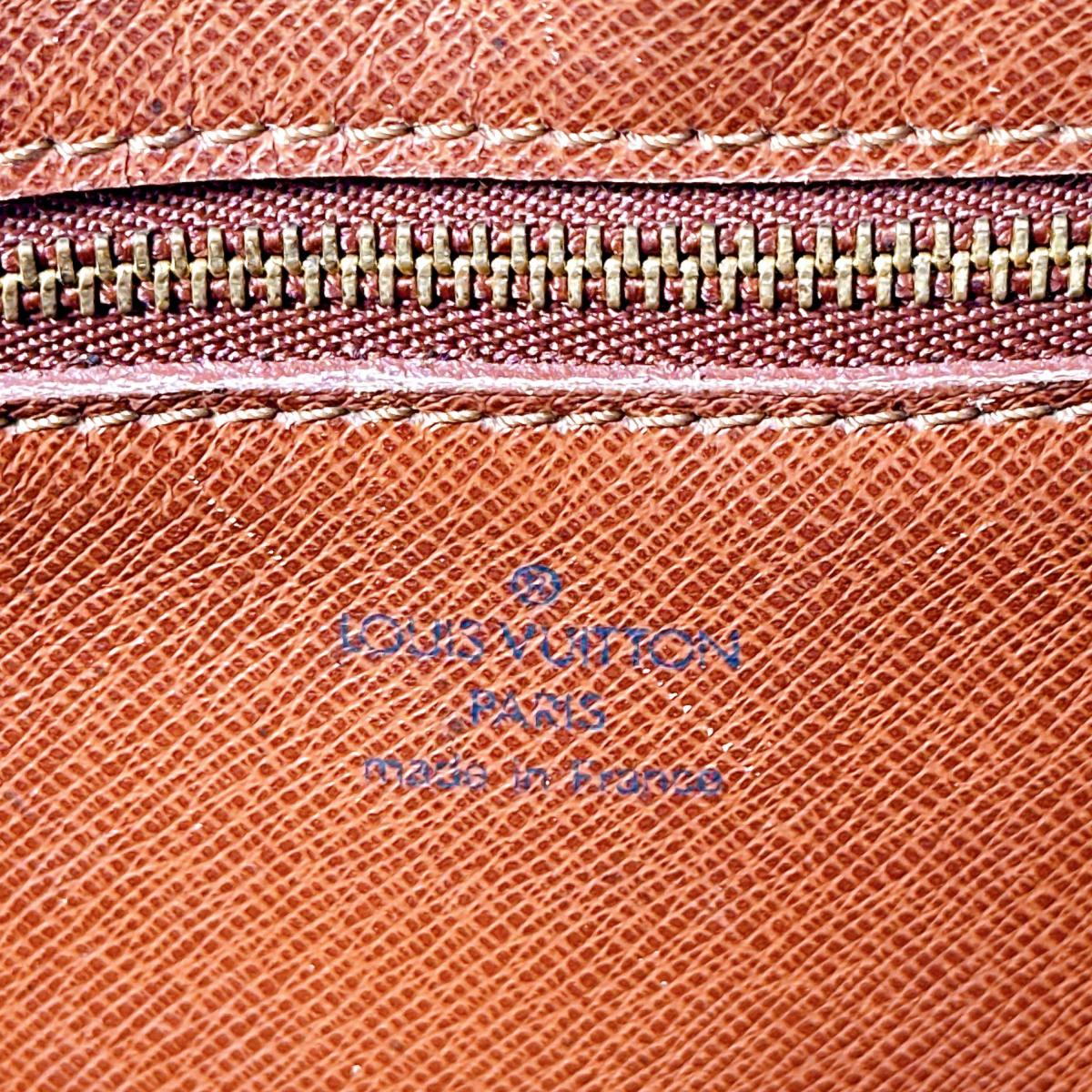 ルイヴィトン LOUIS VUITTON ショルダーバッグ
トロカデロ27 モノグラム 斜め掛け モノグラムキャンバス M51274 ブラウン LV
【SS】
【中古】