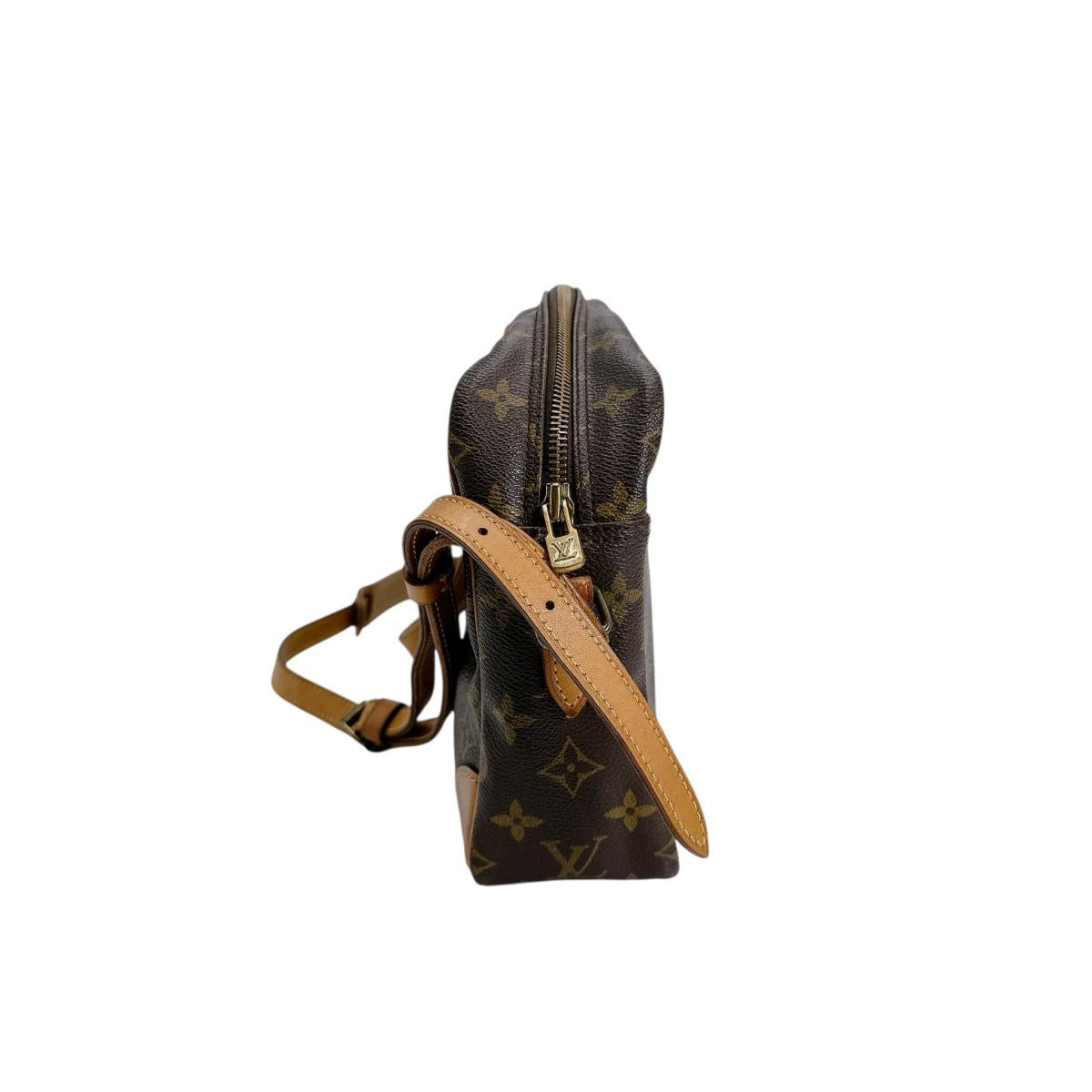 ルイヴィトン LOUIS VUITTON ショルダーバッグ
トロカデロ27 モノグラム 斜め掛け モノグラムキャンバス M51274 ブラウン LV
【SS】
【中古】
