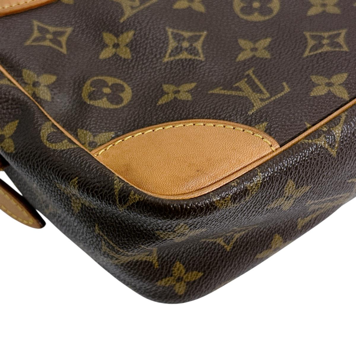 ルイヴィトン LOUIS VUITTON ショルダーバッグ
トロカデロ27 モノグラム 斜め掛け モノグラムキャンバス M51274 ブラウン LV
【SS】
【中古】
