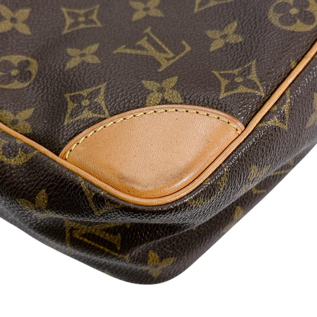 ルイヴィトン LOUIS VUITTON ショルダーバッグ
トロカデロ27 モノグラム 斜め掛け モノグラムキャンバス M51274 ブラウン LV
【SS】
【中古】