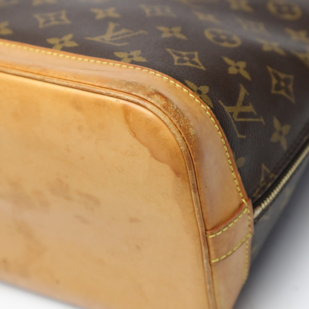 ルイヴィトン LOUIS VUITTON ハンドバッグ
ハンドバッグ モノグラム 廃盤品 アルマ モノグラムキャンバス M51130 ブラウン LV
【SS】
【中古】