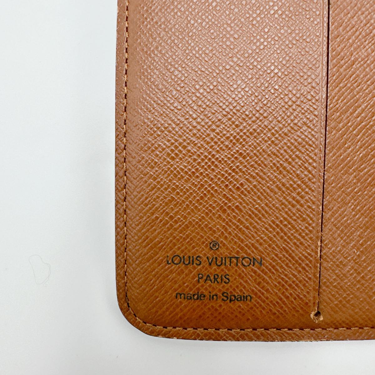 ルイヴィトン LOUIS VUITTON 二つ折り財布
カード用ポケットファスナー付 モノグラム コンパクトジップ モノグラムキャンバス M61667 ブラウン LV
【SS】
【中古】