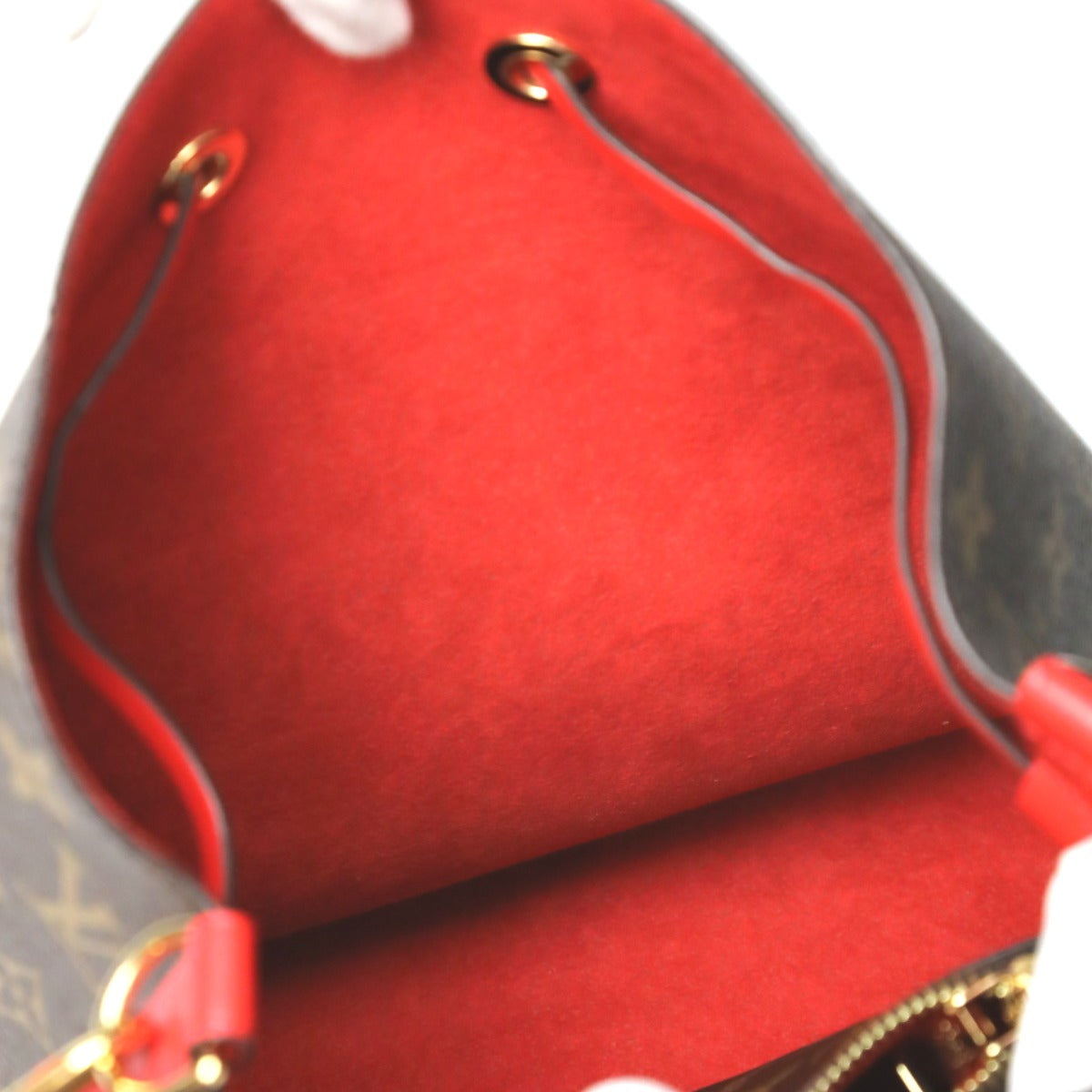 ルイヴィトン LOUIS VUITTON ショルダーバッグ
2WAYバッグ モノグラム ネオノエ モノグラムキャンバス M44021 コクリコ LV
【SS】
【中古】